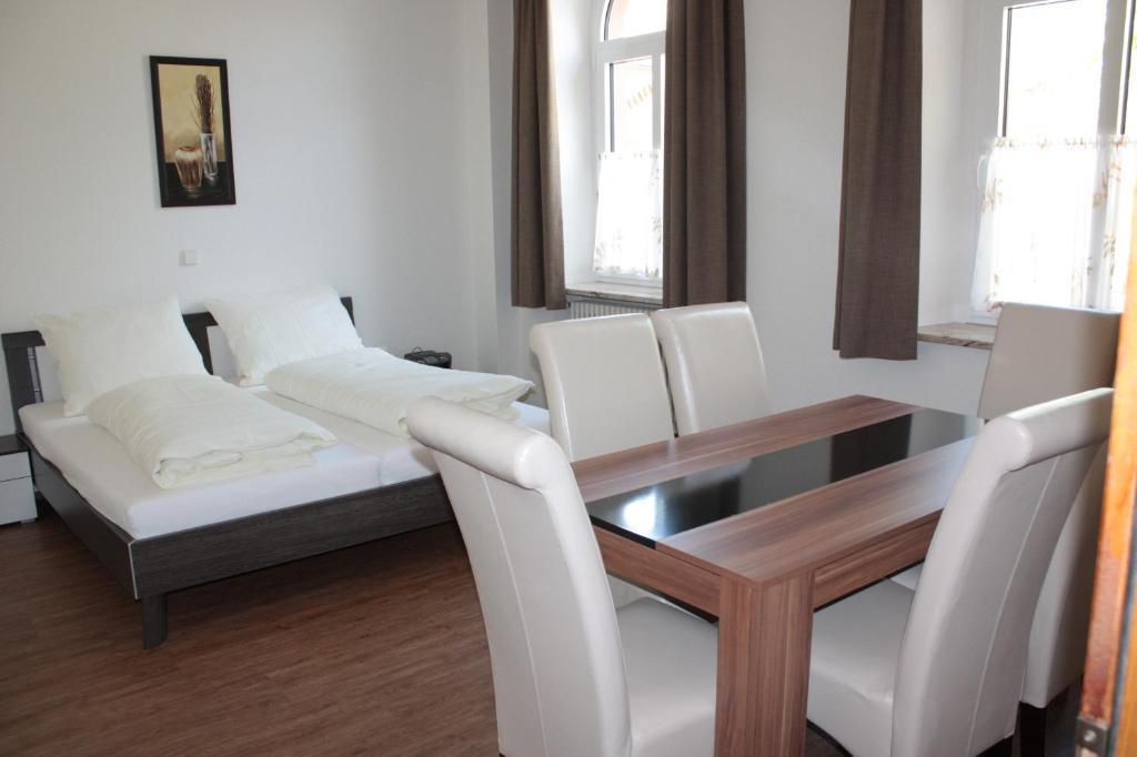 Thai Tawan Rheinhausen Quarto foto