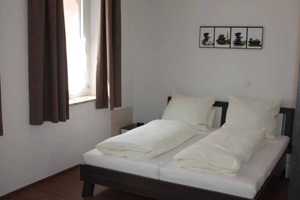 Thai Tawan Rheinhausen Quarto foto